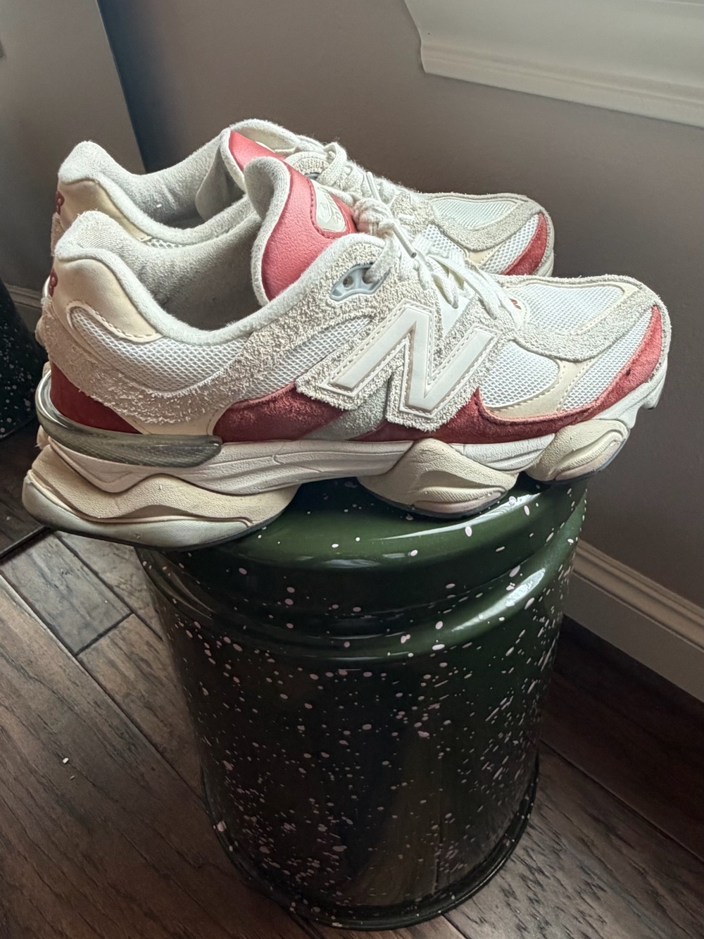 New Balance 9060 Cream & Coral Sneakers
